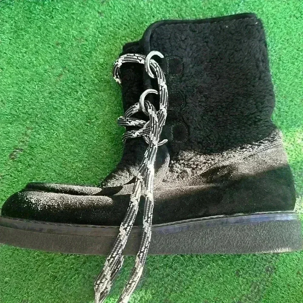 Aquatalia perfect authentic
